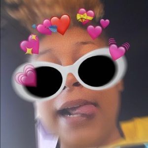 Meet your Posher, Andreana